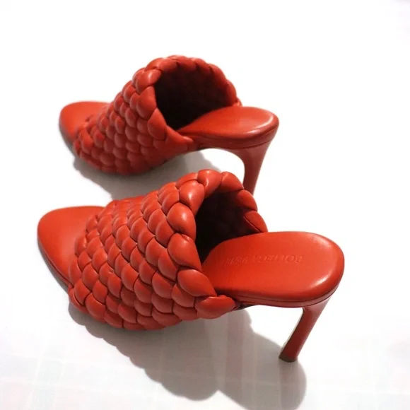 Bottega Veneta Intrecciato Leather Mule - Picture 6 of 15